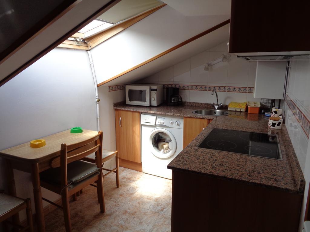 Apartamentos San Pelayo Onís Pokoj fotografie